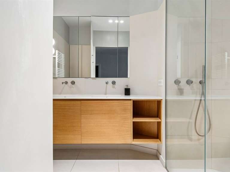 Appartement Paris 9e - 3 chambres - 152m²