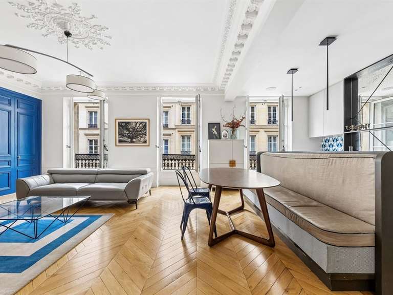 Appartement Paris 9e - 3 chambres - 152m²