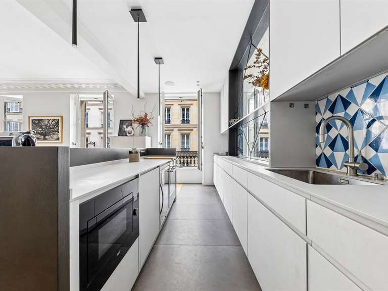 Appartement Paris 9e - 3 chambres - 152m²