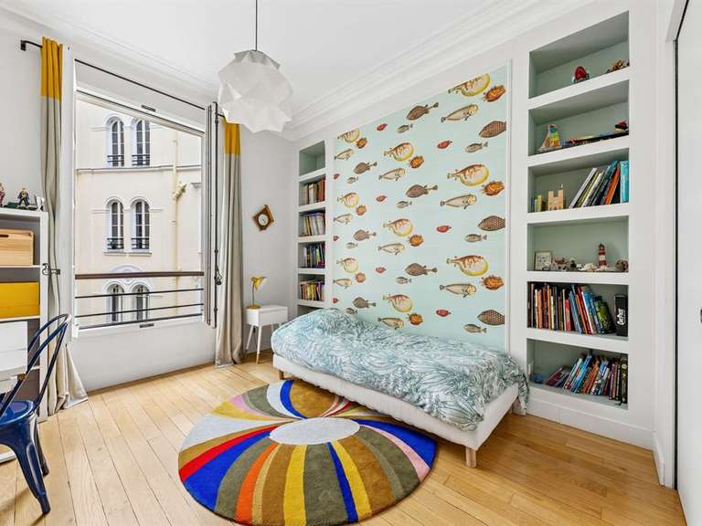 Appartement Paris 9e - 3 chambres - 152m²