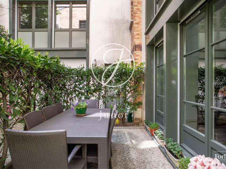 Appartement Paris 9e - 4 chambres - 159m²