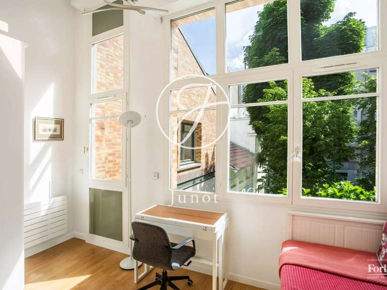 Appartement Paris 9e - 4 chambres - 159m²