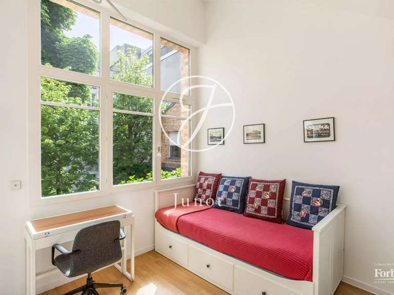 Appartement Paris 9e - 4 chambres - 159m²