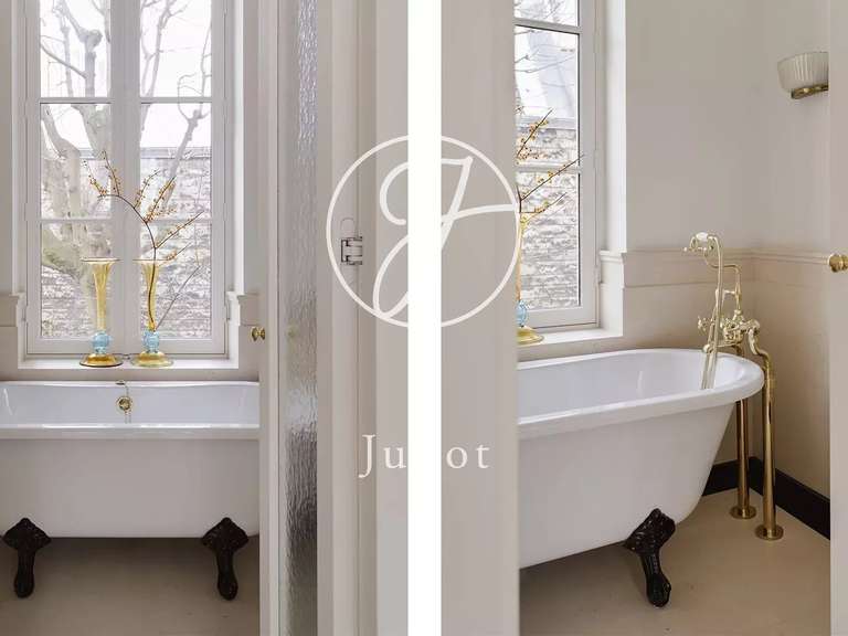 Appartement Paris 9e - 2 chambres - 97m²