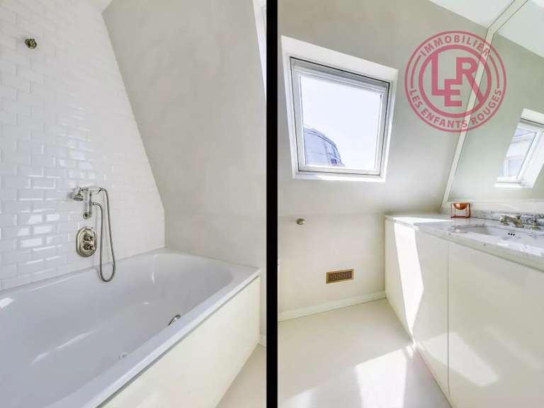 Appartement Paris 9e - 2 chambres - 132m²