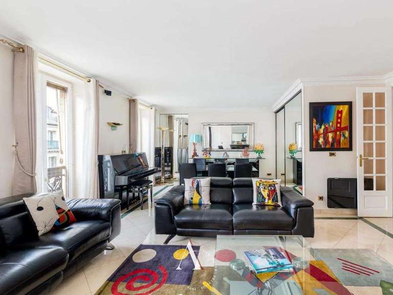 Appartement Paris 9e - 3 chambres