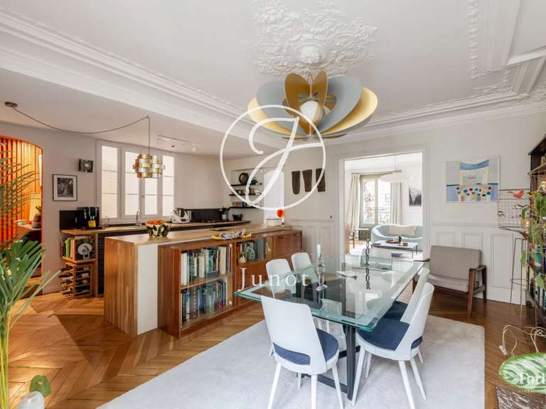 Appartement Paris 9e - 4 chambres - 145m²