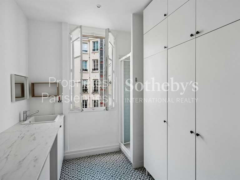 Appartement Paris 9e - 3 chambres - 122m²