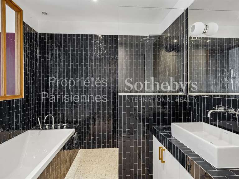 Appartement Paris 9e - 3 chambres - 122m²