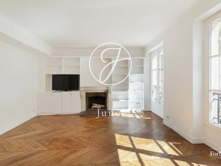 Appartement Paris 9e - 3 chambres - 81m²