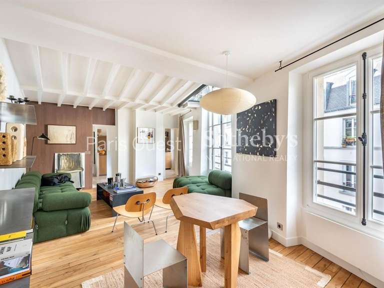 Appartement Paris 9e - 2 chambres - 75m²