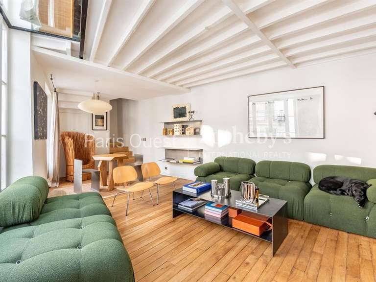 Appartement Paris 9e - 2 chambres - 75m²