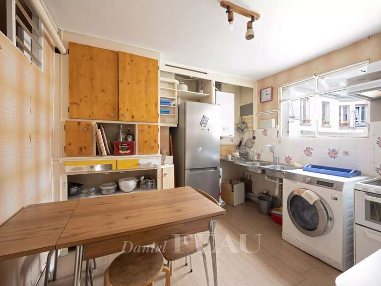Appartement Paris 9e - 2 chambres - 84m²