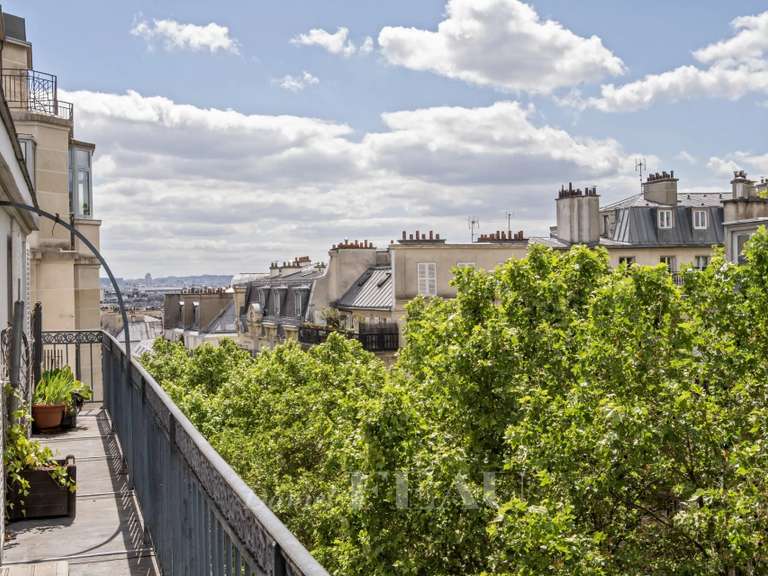 Appartement Paris 9e - 2 chambres - 84m²