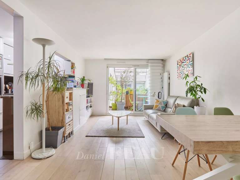Appartement Paris 9e - 3 chambres - 84m²