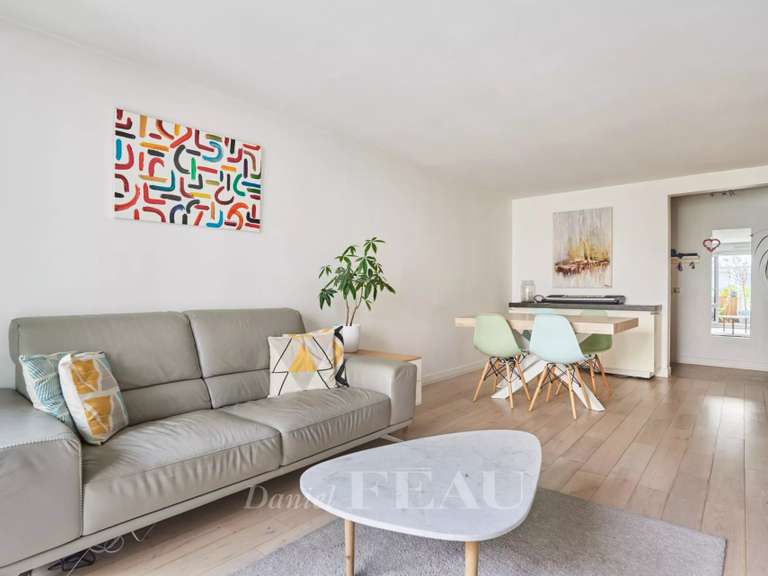Appartement Paris 9e - 3 chambres - 84m²