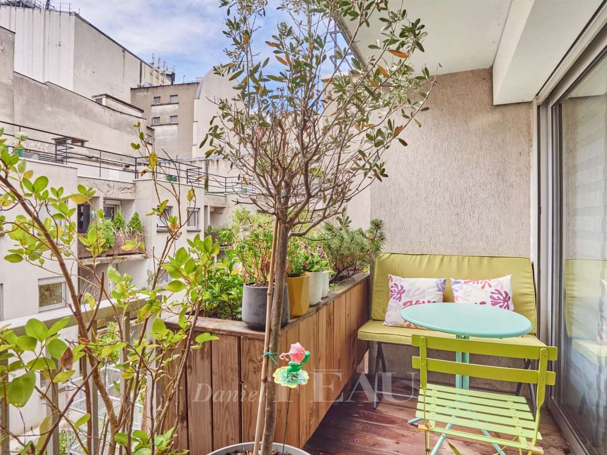 Apartment Paris 9e
