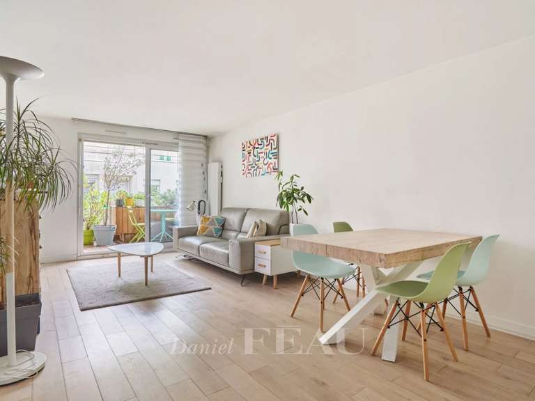 Appartement Paris 9e - 3 chambres - 84m²