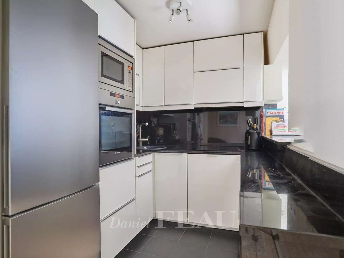 Apartment Paris 9e