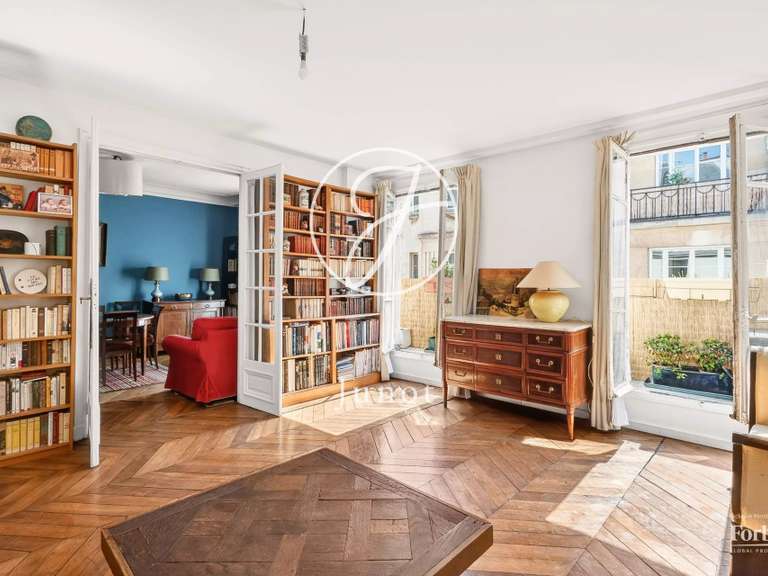 Appartement Paris 9e - 3 chambres - 116m²