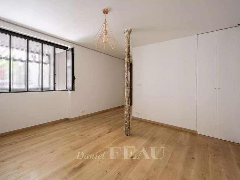 Appartement Paris 9e - 3 chambres - 275m²