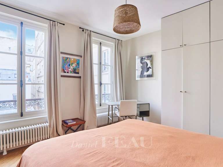Apartment Paris 9e - 3 bedrooms - 97m²