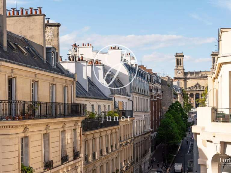Appartement Paris 9e - 5 chambres - 108m²