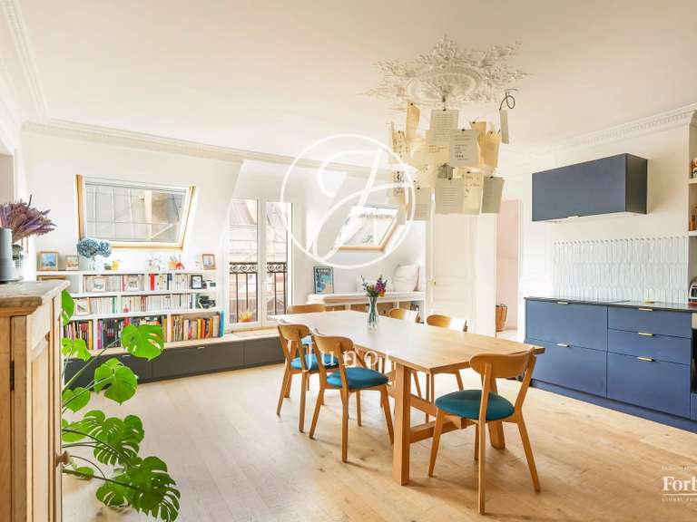 Appartement Paris 9e - 5 chambres - 108m²
