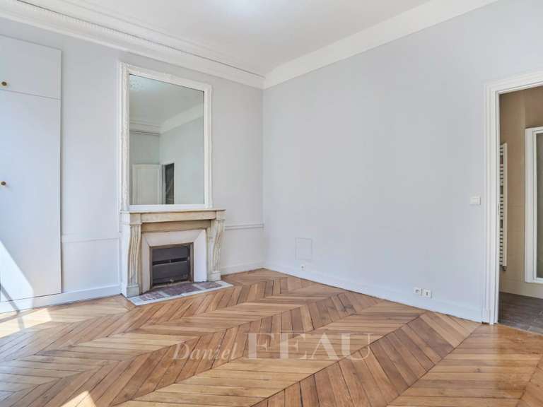 Appartement Paris 9e - 4 chambres - 144m²