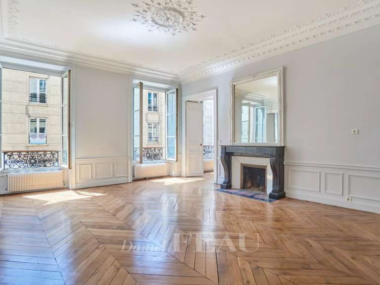 Appartement Paris 9e - 4 chambres - 144m²