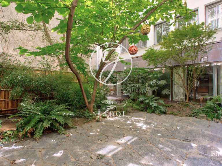 Appartement Paris 9e - 3 chambres - 210m²