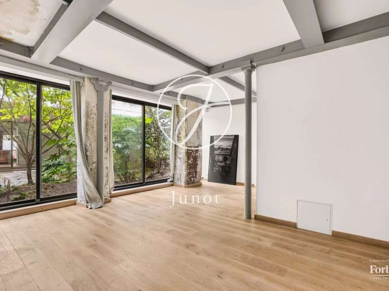Appartement Paris 9e - 3 chambres - 210m²