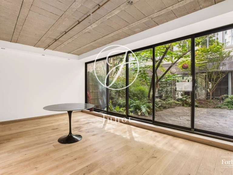 Appartement Paris 9e - 3 chambres - 210m²