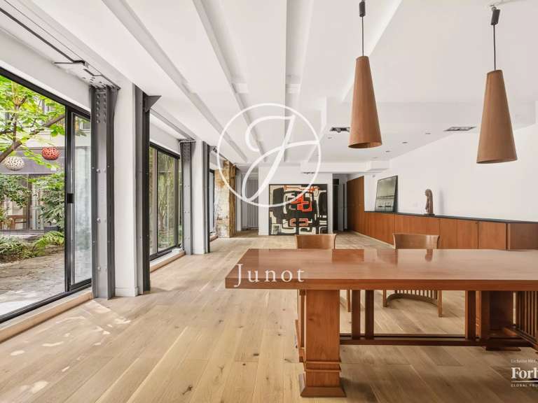 Appartement Paris 9e - 3 chambres - 210m²