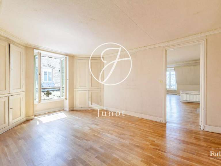 Appartement Paris 9e - 5 chambres - 193m²