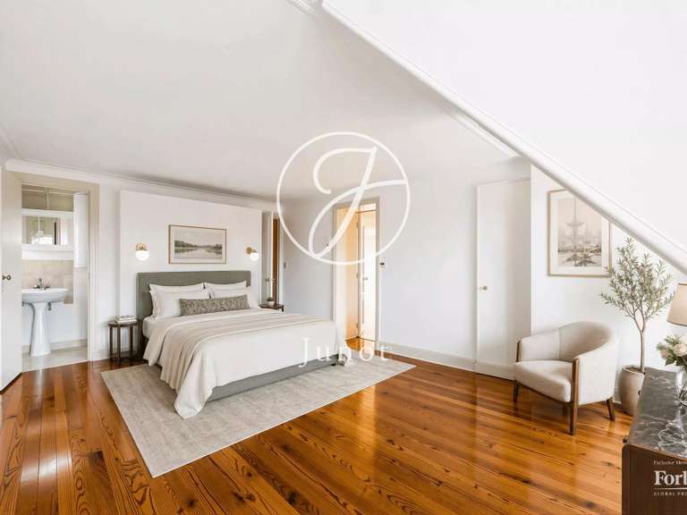 Appartement Paris 9e - 5 chambres - 193m²