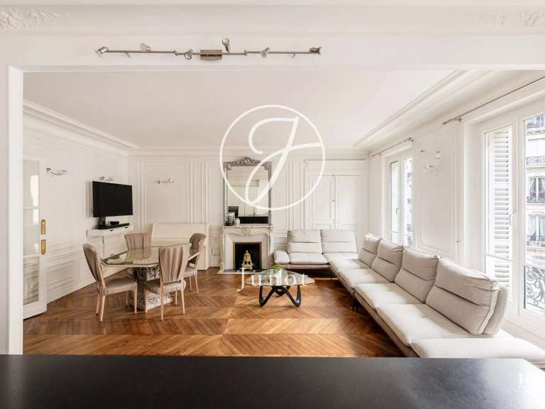 Appartement Paris 9e - 3 chambres - 153m²