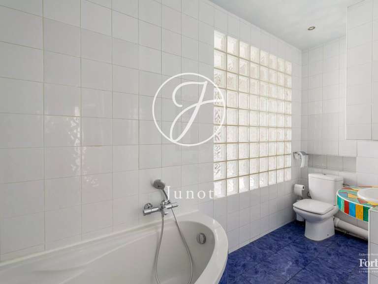 Appartement Paris 9e - 3 chambres - 153m²
