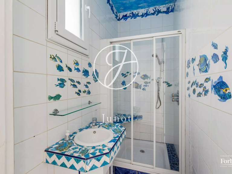 Appartement Paris 9e - 3 chambres - 153m²