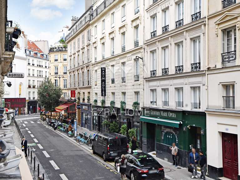 Appartement Paris 9e - 2 chambres - 102m²