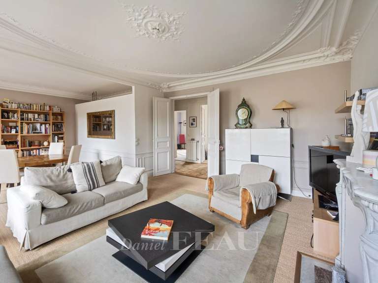 Appartement Paris 9e - 3 chambres - 114m²