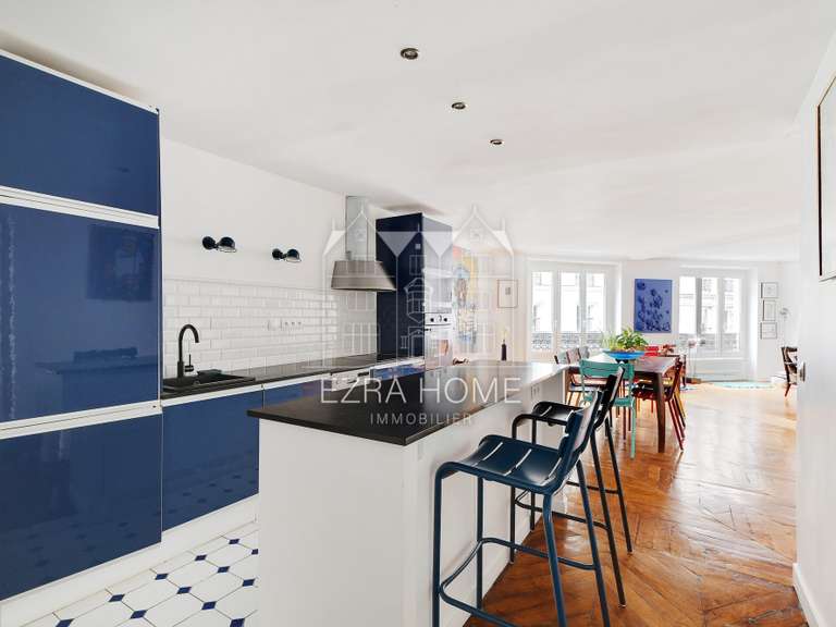 Appartement Paris 9e - 2 chambres - 102m²