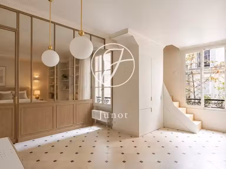 Appartement Paris 9e - 4 chambres - 95m²