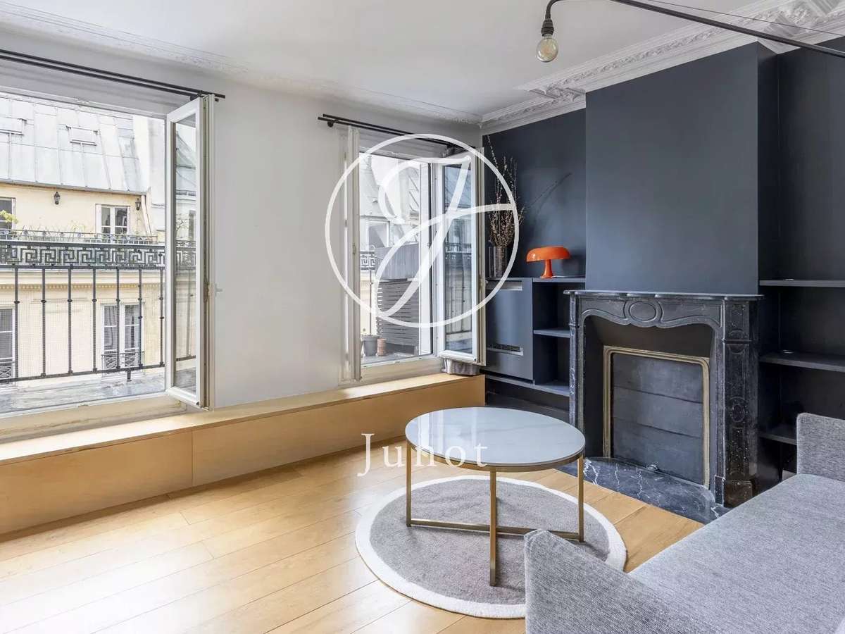 Apartment Paris 9e