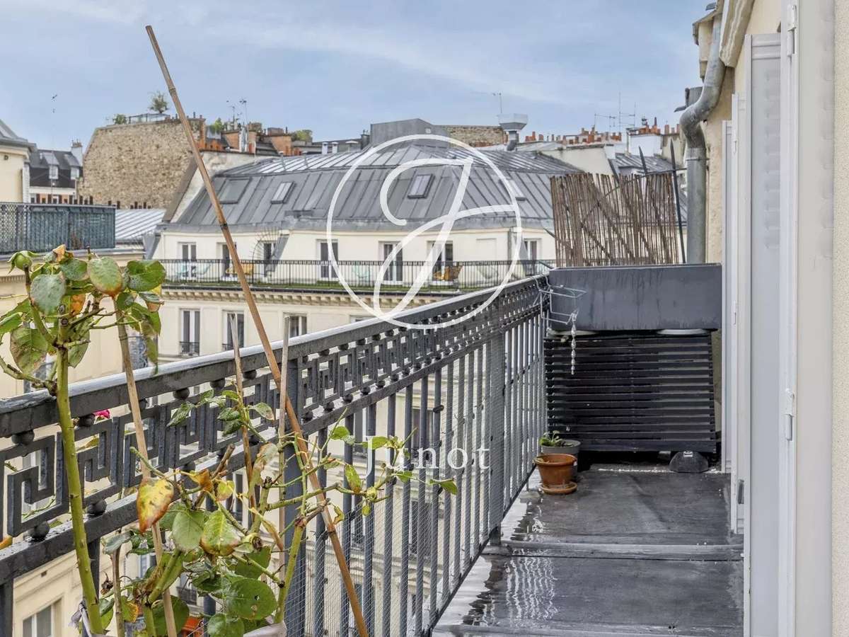 Apartment Paris 9e