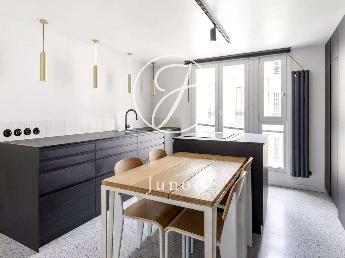 Apartment Paris 9e