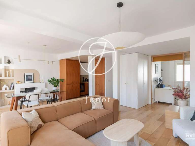 Appartement Paris 9e - 1 chambre - 70m²