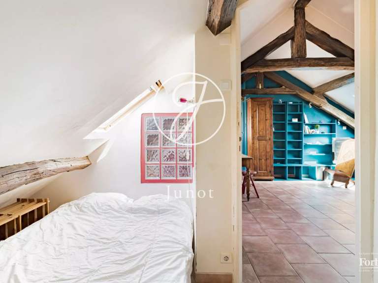 Appartement Paris 9e - 2 chambres - 63m²