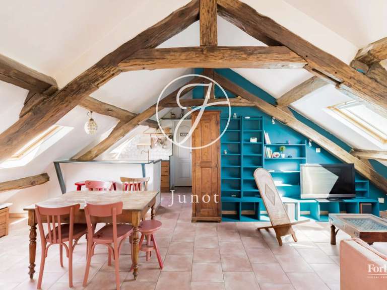 Appartement Paris 9e - 2 chambres - 63m²