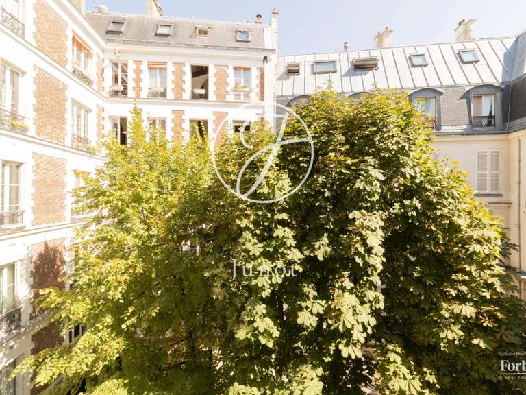 Appartement Paris 9e - 4 chambres - 132m²